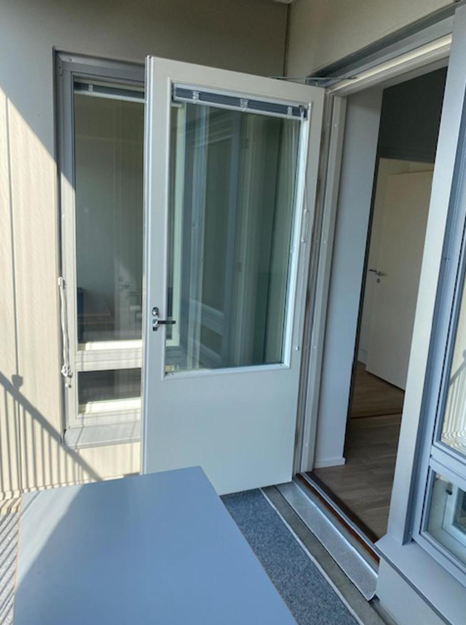 Kaksio Kirstinpuistossa Apartamento Turku Exterior foto
